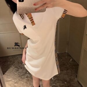 버버리  pk카라 체크 자수 원피스