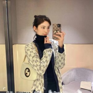 구찌-GUCCI 여성용 V넥 울 가디건 스웨터-12382