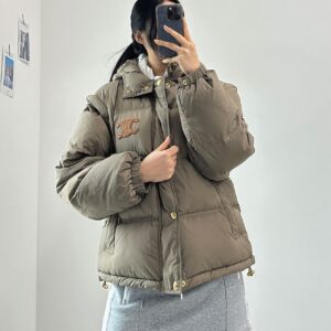 셀린느 수입고급 트리옹프 크롭 투웨이 다운 재킷
