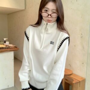 미우미우 지퍼 터들넥 스웨터