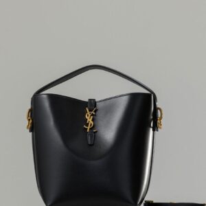 입생로랑 [YSL] 수입프리미엄급 생로랑 유광 가죽 소재의 LE 37 라지