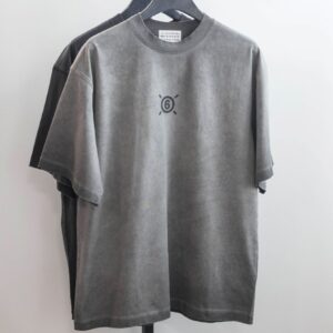 메종마르지엘라 [Maison Margiela] 로고 포인트 워싱 라운드 티셔츠