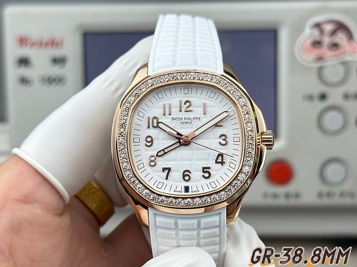 파텍필립 아쿠아넛 5268 오토매틱 38.8MM