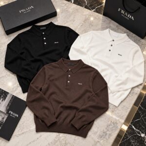 프라다 [수입] 레터링 자수로고 카라니트