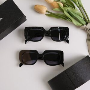 프라다 스톤 볼드 스퀘어 프레임 선글라스