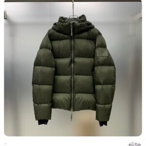 버버리 구스패딩 신상