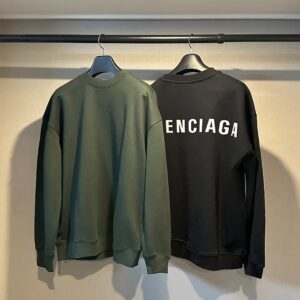 발렌시아가 백로고 프린팅 맨투맨