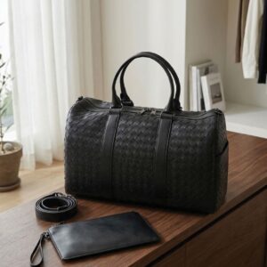 보테가베네타 [BOTTEGA VENETA] 인트레치아토 캐빈 더플 블랙